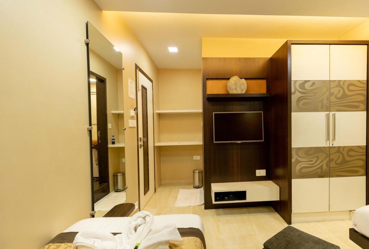Colaba Suites - Near Taj Hotel, Mumbai Exterior photo